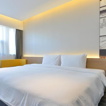 Shanghai Pudong Airport Chuansha Atour Hotel Экстерьер фото