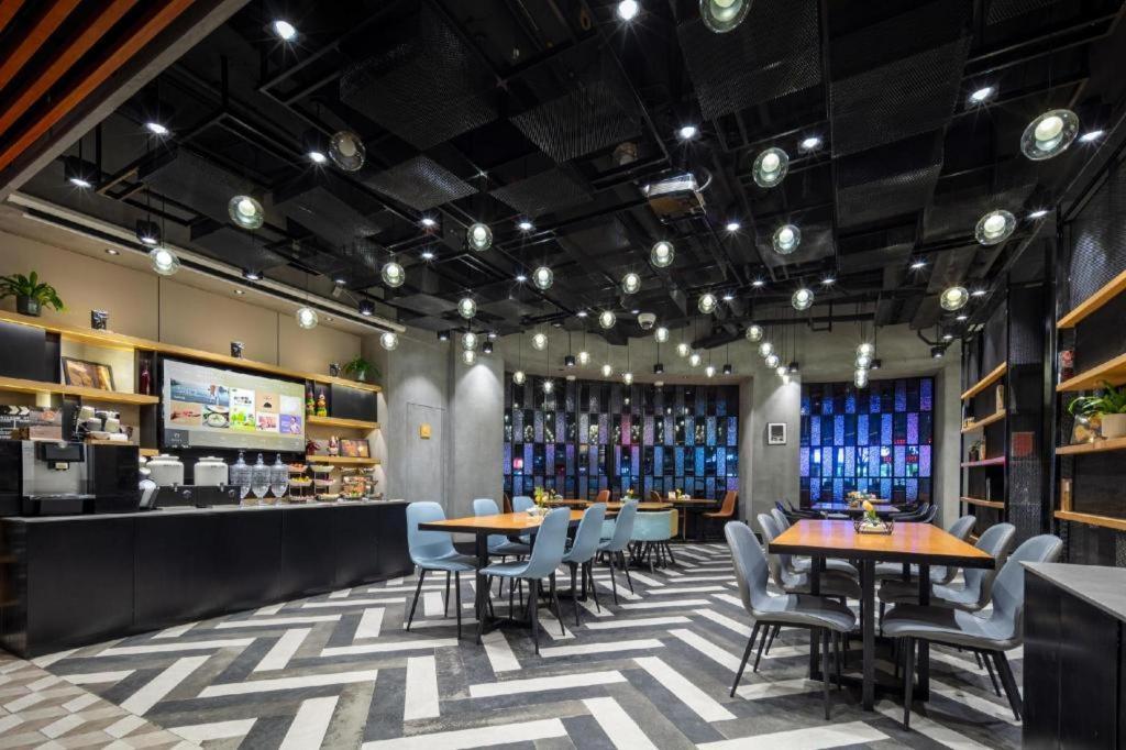 Atour X Hotel Shanghai Pudong Airport Chuansha Экстерьер фото